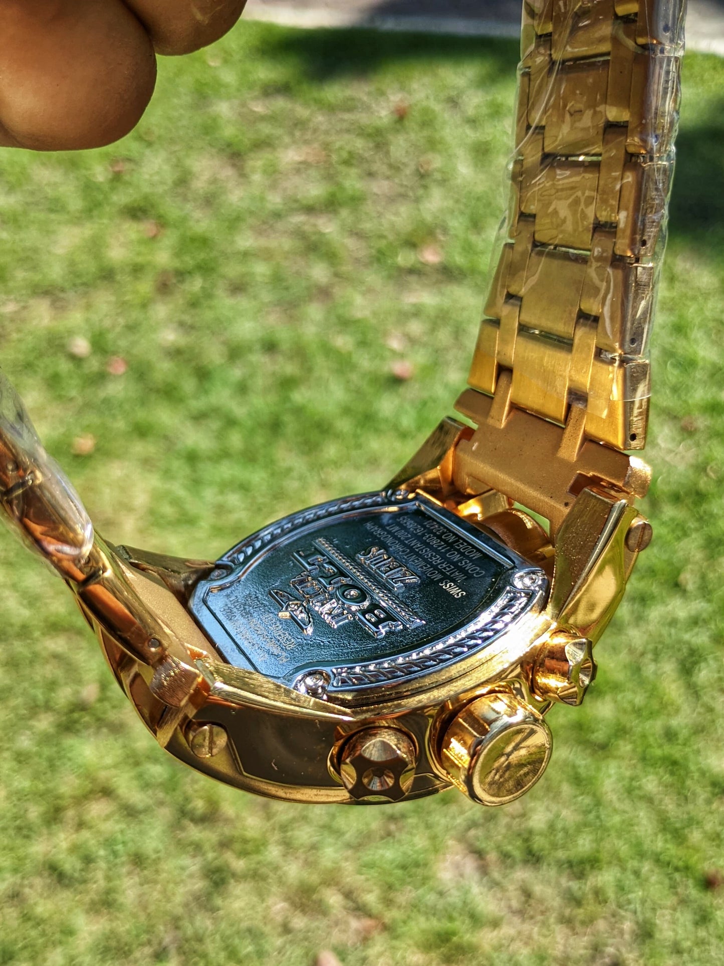 Invicta Magnum Zeus