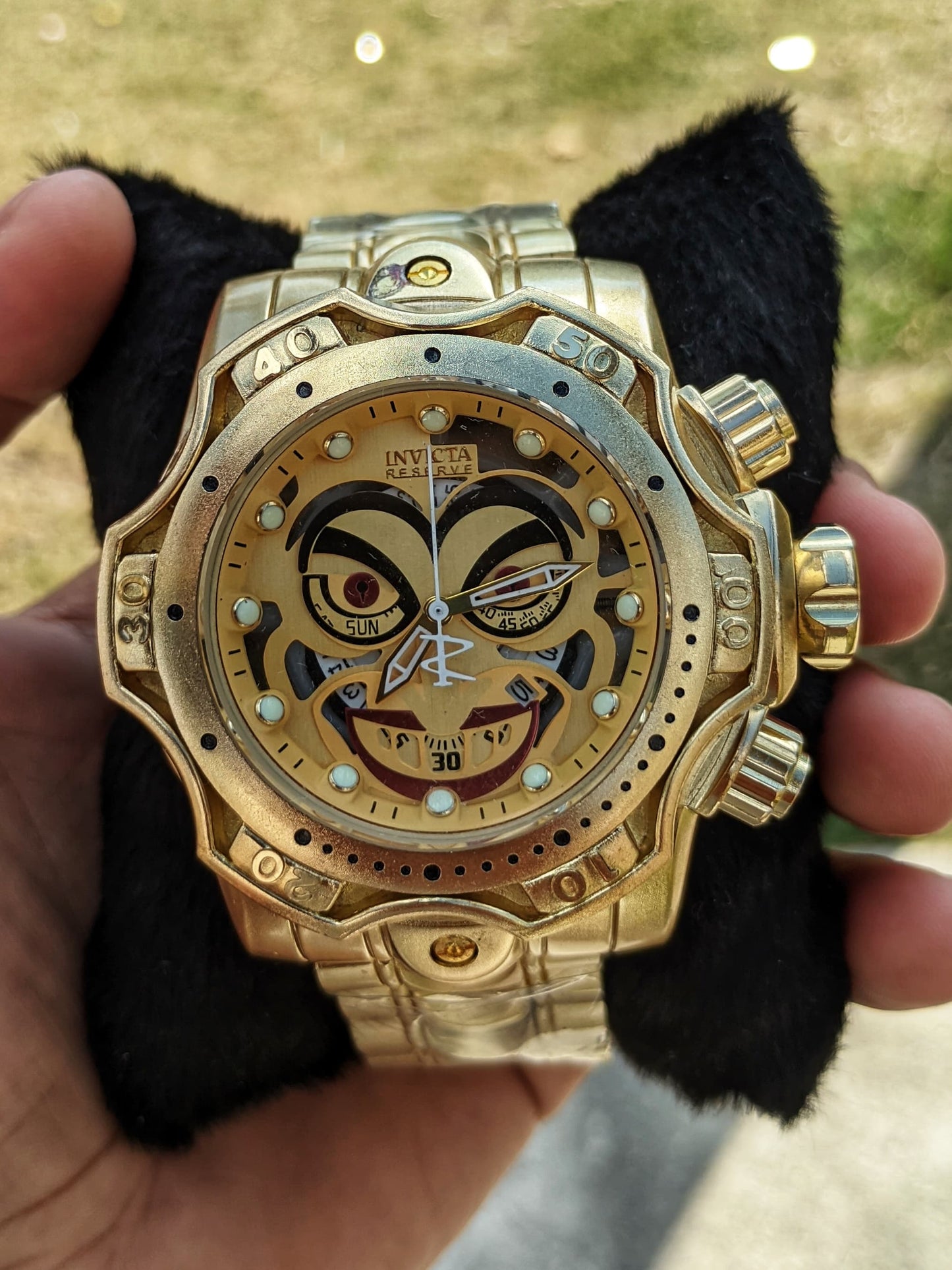 Invicta Coringa